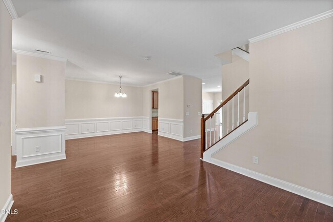 Building Photo - 227 Mayfield Dr