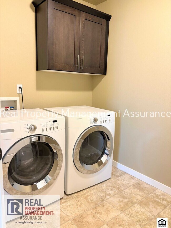 Building Photo - 14500 SW 6th St