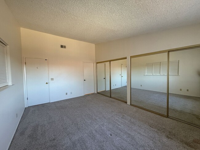 Building Photo - Beautiful Two Story Orcutt Town Home in the Gated Development of Creekridge Villas