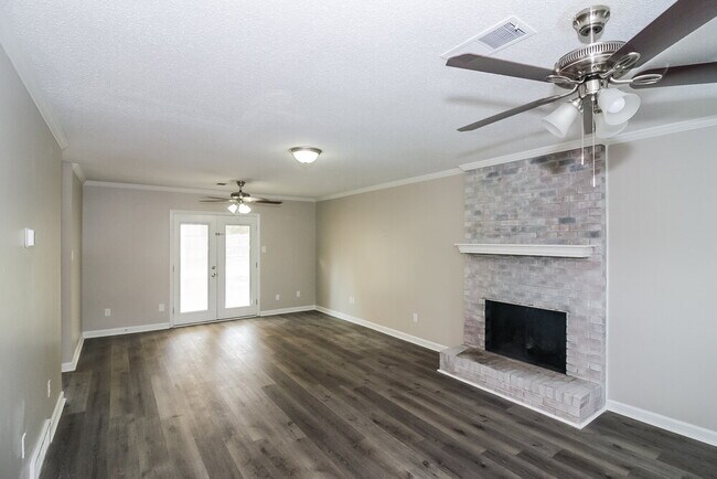 Building Photo - 967 Hawkview Dr