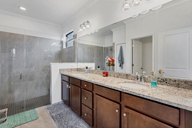 Building Photo - 14672 Cantabria Dr