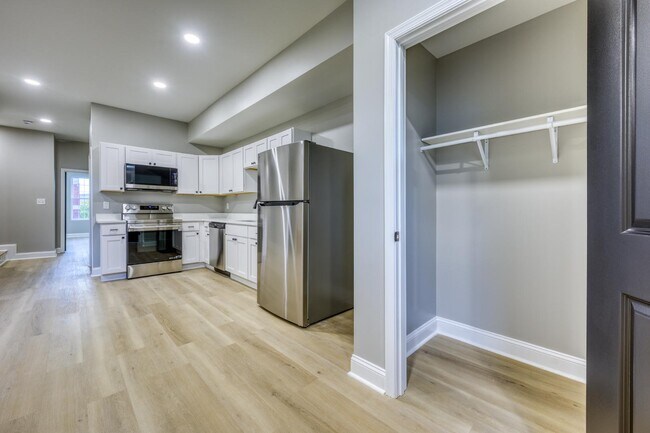 Building Photo - 1703 Edmondson Ave