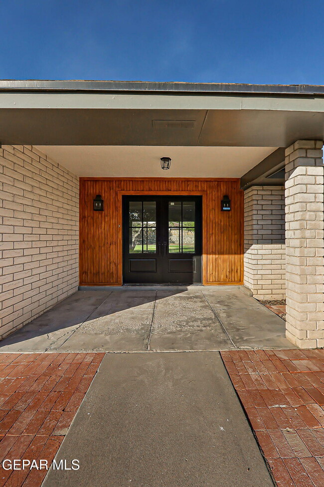 Building Photo - 4828 Ballerina Dr