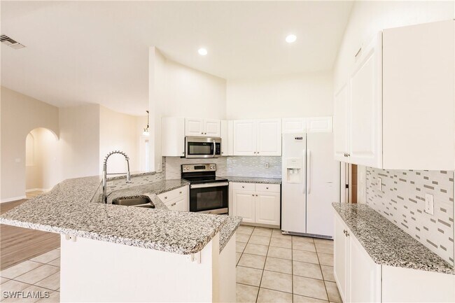 Building Photo - 1156 SW 44th Terrace