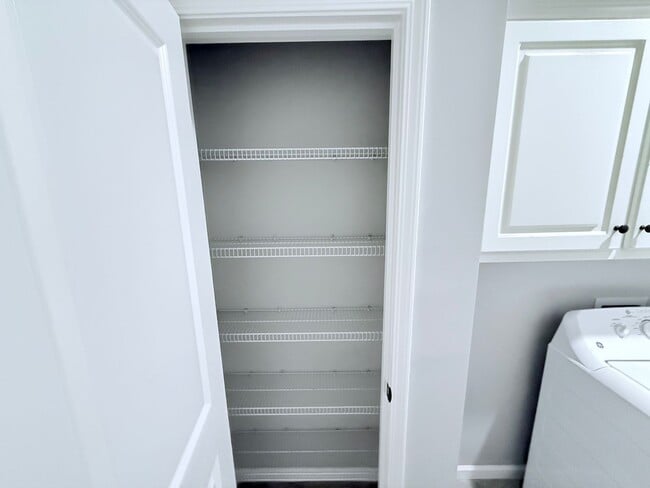 Building Photo - 145 MS-334