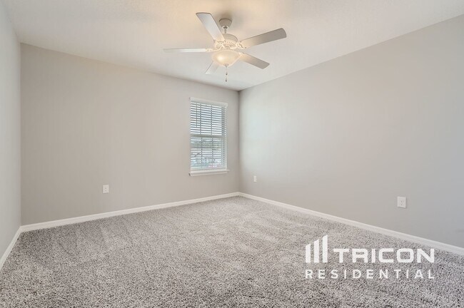 Building Photo - 6316 Dutton Dr