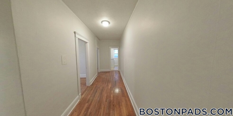 Building Photo - 1450 Commonwealth Ave