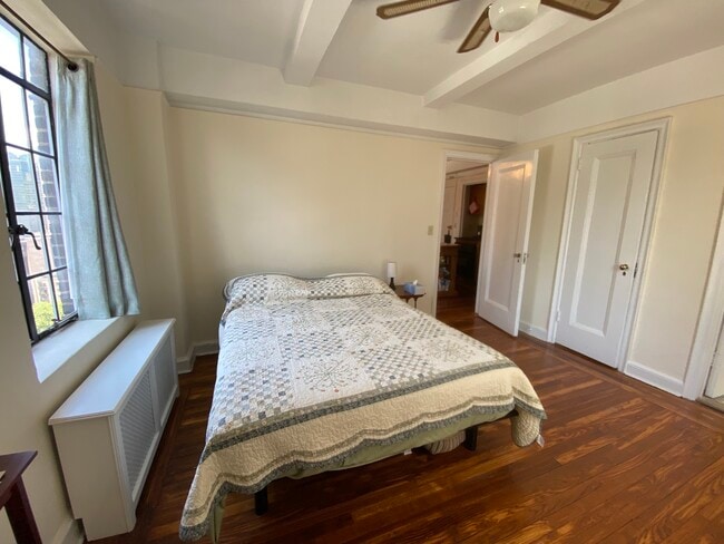 Building Photo - 5 Tudor City Pl