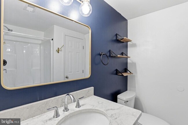 Building Photo - 2306 Riverview Terrace