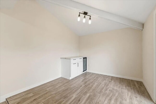 Building Photo - 4119 N 10th Pl