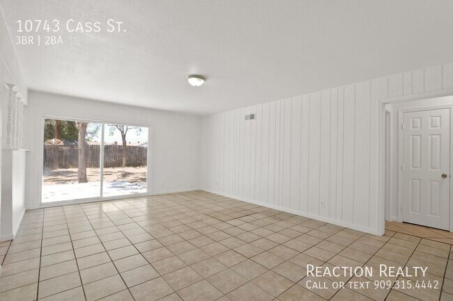 Building Photo - 10743 Cass St