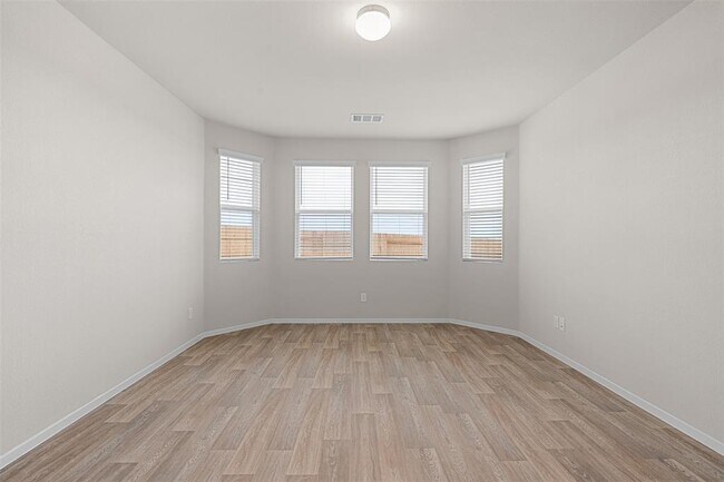 Building Photo - 2606 Derwent Dr