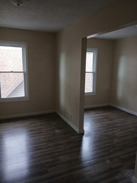 Building Photo - 1315 S 17th St
