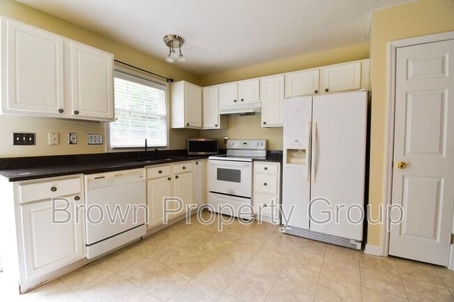 Building Photo - 810 Ethelored St