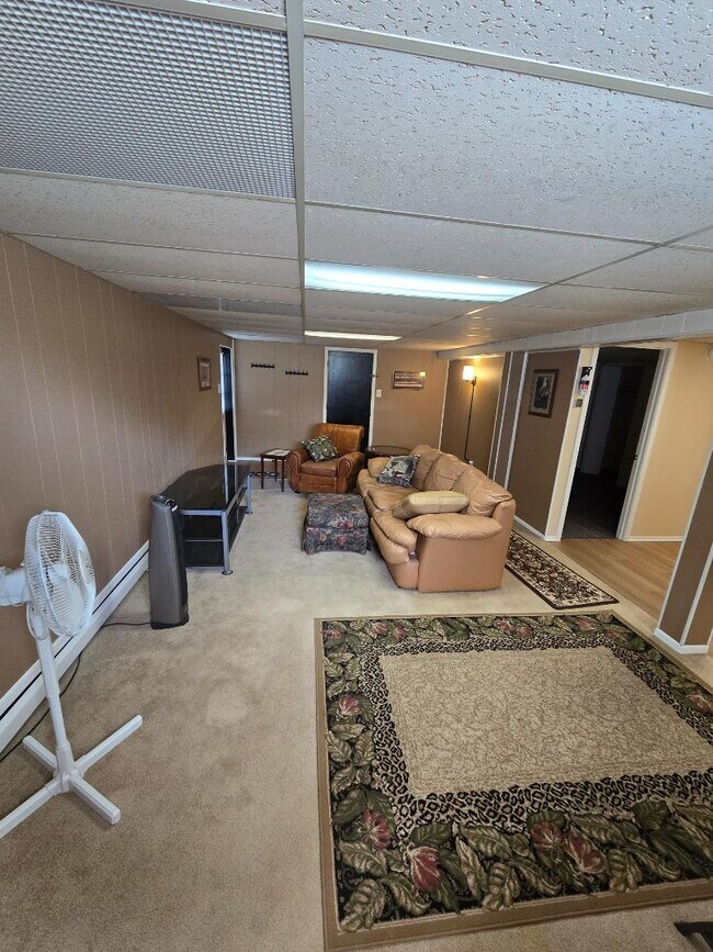 Building Photo - 58 Weis Ave