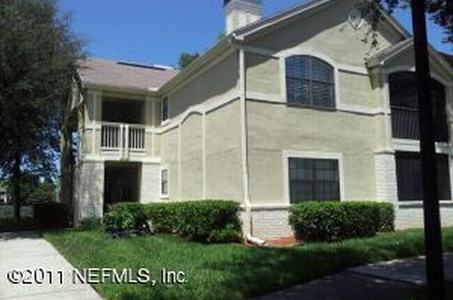 Building Photo - 300 Boardwalk Dr