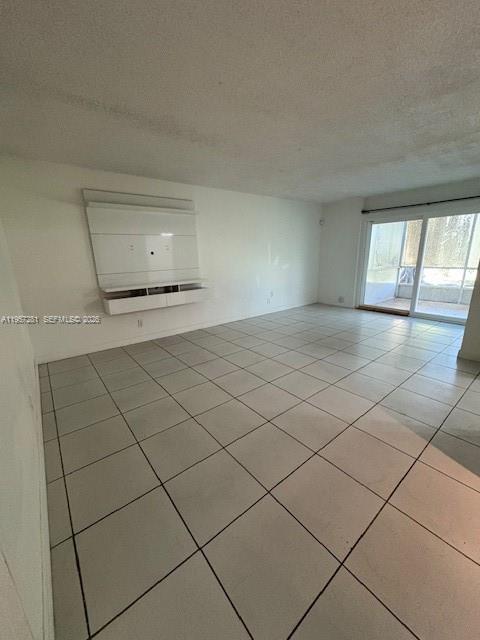 Building Photo - 9133 SW 138th Pl