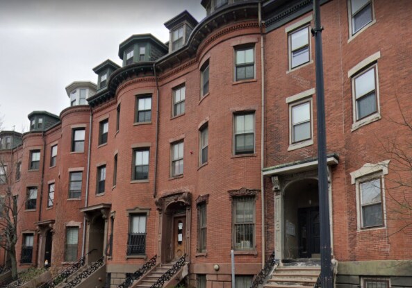 Building Photo - 702 Massachusetts Ave