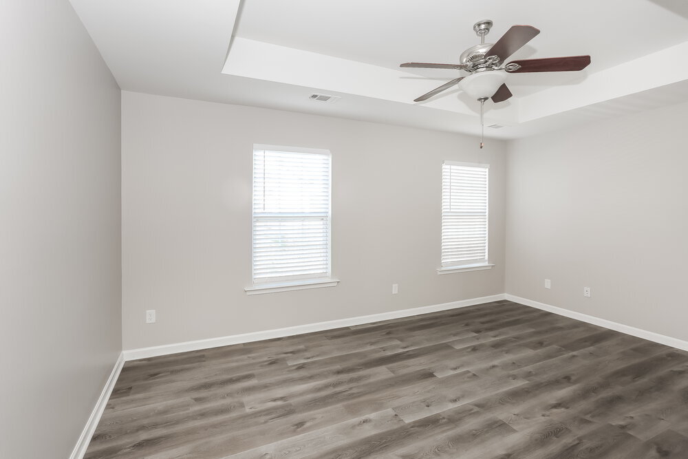 Building Photo - 3371 Streamside Dr