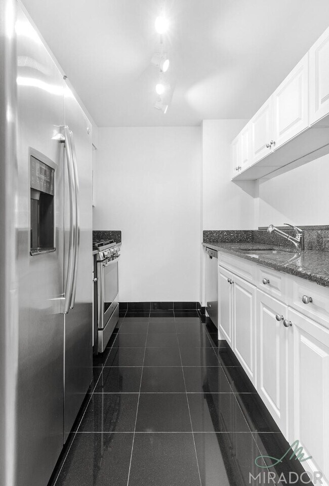 Building Photo - 1 bedroom in New York NY 10010