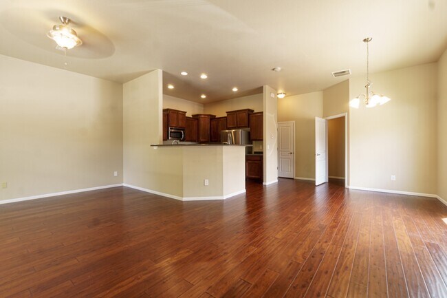 Building Photo - 5604 Saint Patrick View