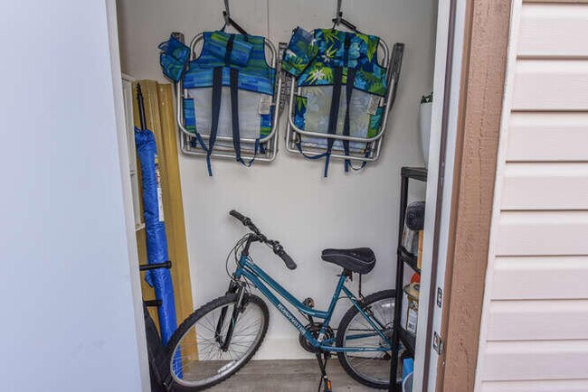 Building Photo - 108 Sherwood Cir