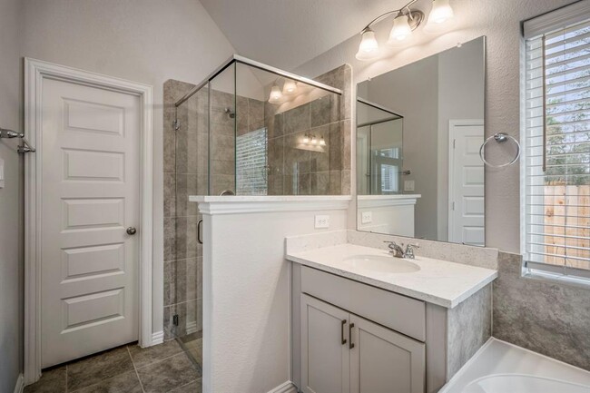 Building Photo - 202 Butterfly Orchid Ct
