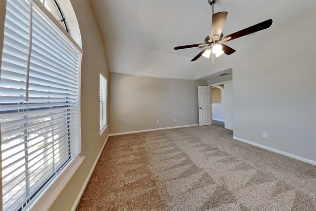 Building Photo - 29719 Buffalo Canyon Dr