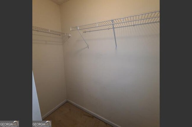 Building Photo - 2103 Grove Way