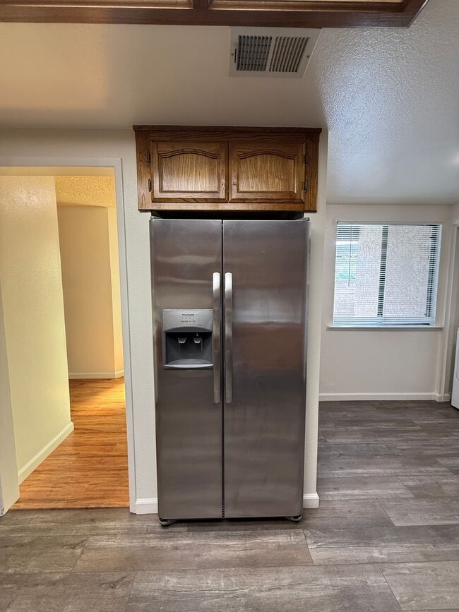 Building Photo - Creekridge Villas Single Story Condo in Gated Community in Orcutt with Easy Access to VSFB