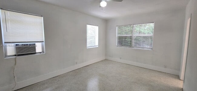 Building Photo - 736 83rd St