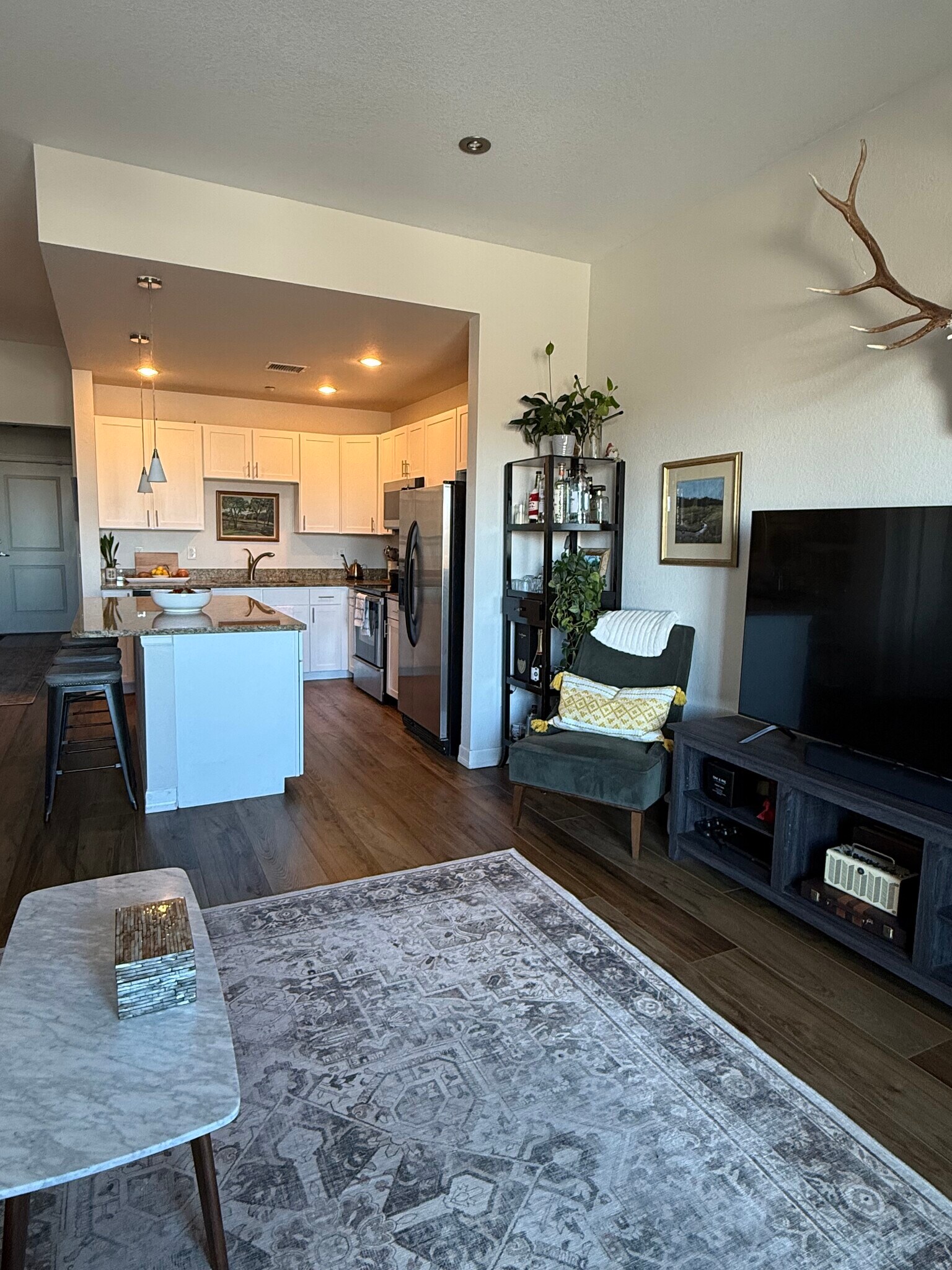 Building Photo - 2200 S University Blvd