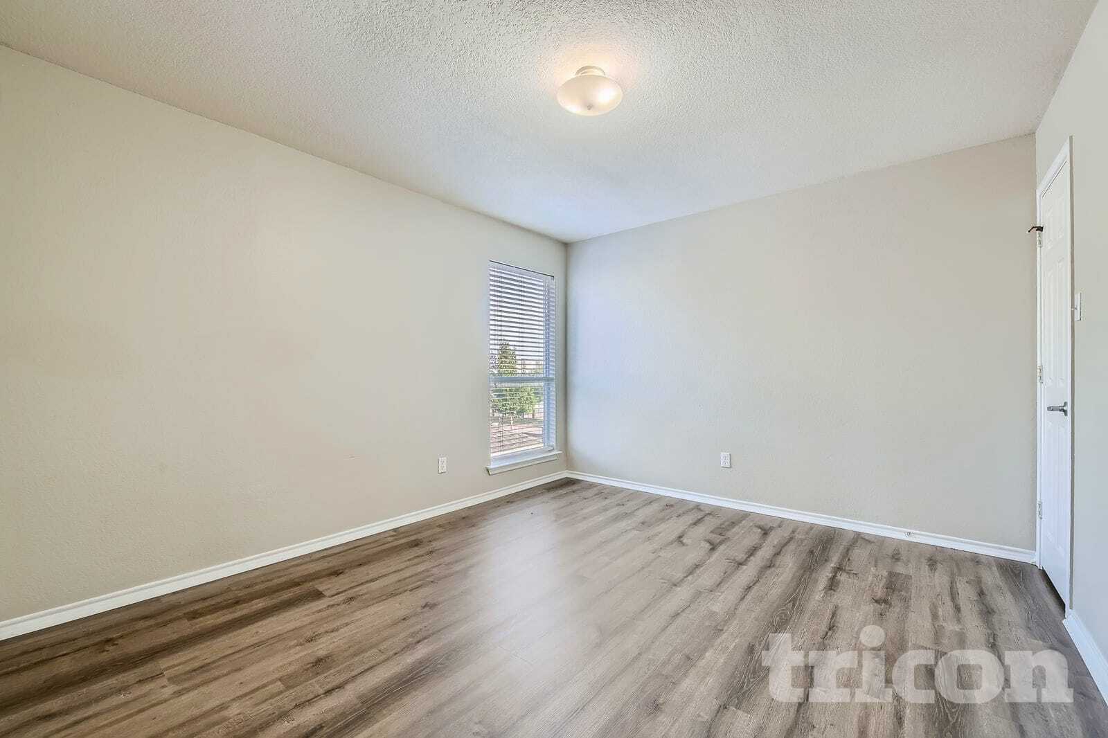 Building Photo - 9705 Gallatin Ln