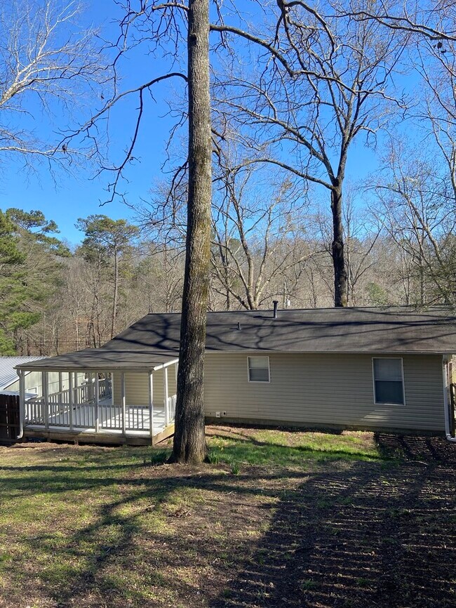 Building Photo - 3072 Queenstown Rd Trussville, AL