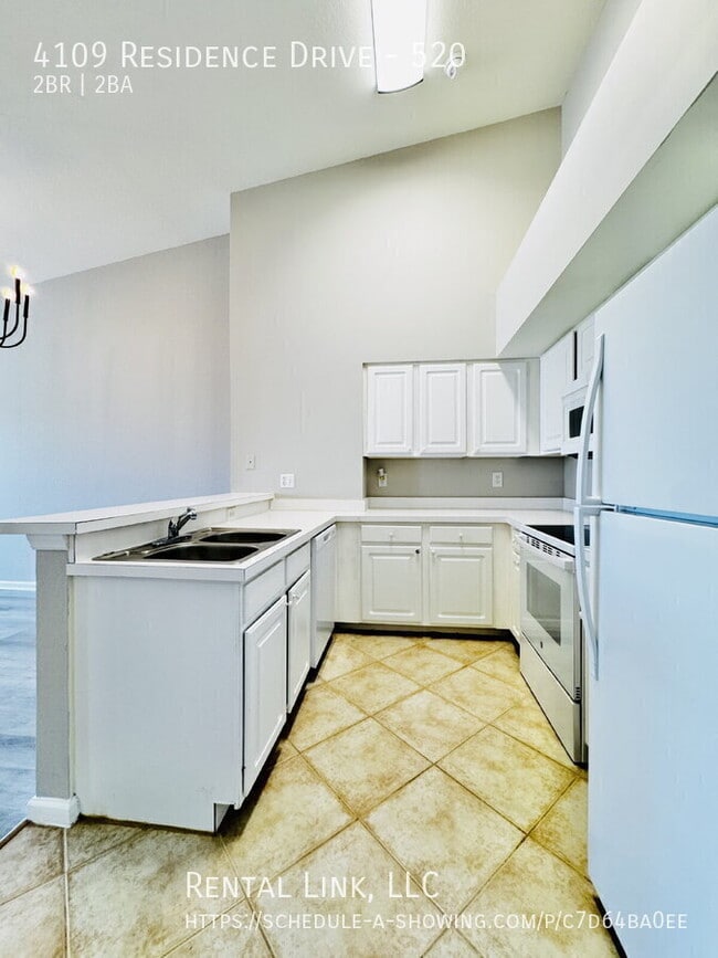 Building Photo - 4109 Residence Drive