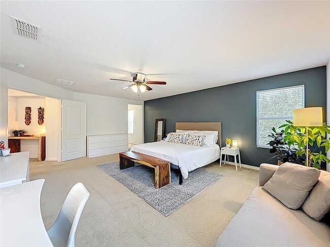 Building Photo - 11868 Thatcher Ave