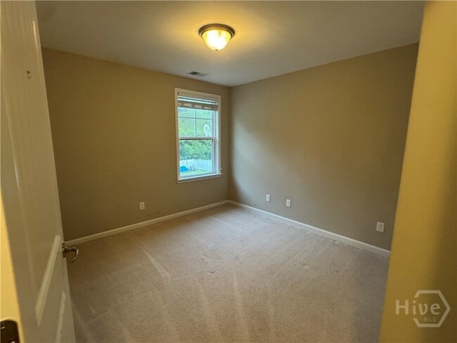 Building Photo - 139 Tahoe Dr