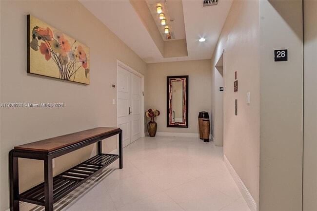 Building Photo - 3535 S Ocean Dr