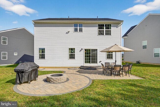 Building Photo - 167 Aspen Ln