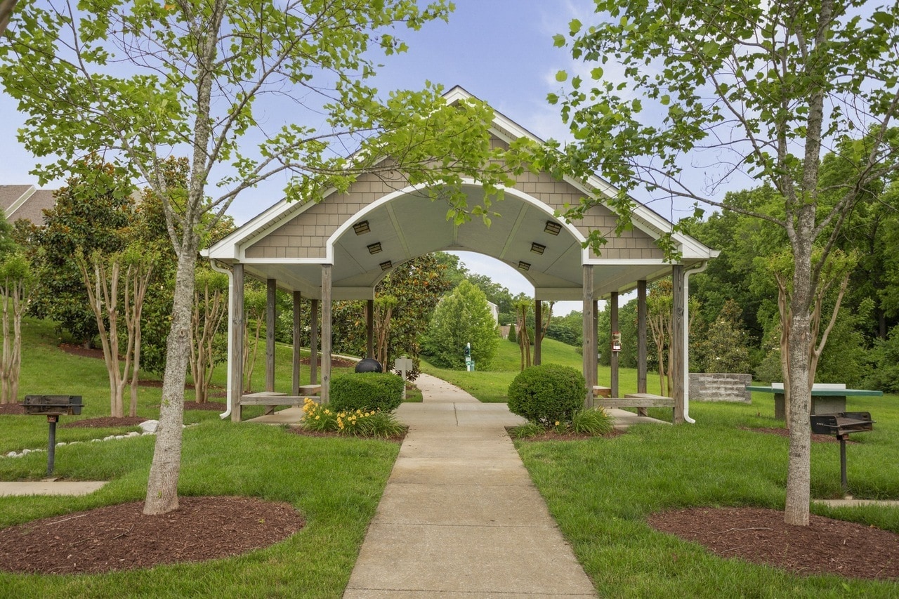 Building Photo - 8201 Lenox Creekside Dr