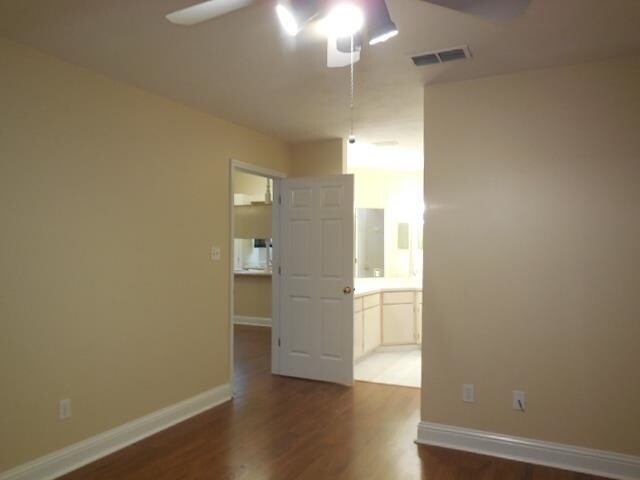 Building Photo - 2939 Royal Palm Way