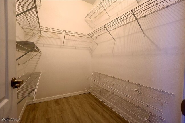 Building Photo - 2338 Heydon Cir E