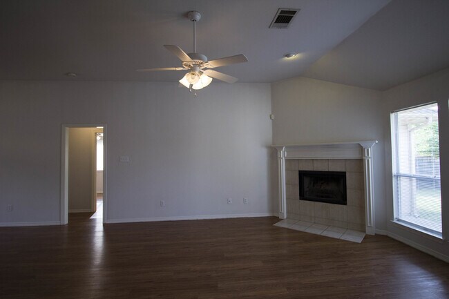Building Photo - 5208 Whiting Way