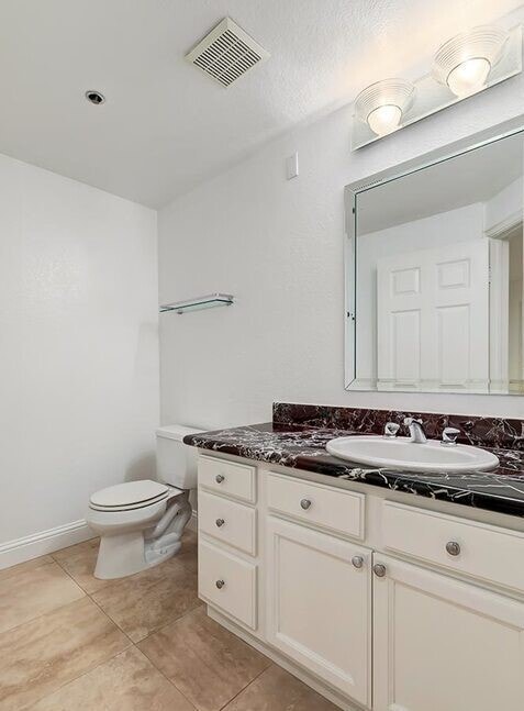 Building Photo - 1722 Malcolm Ave