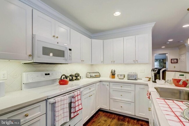 Building Photo - 2909 Butler Rd