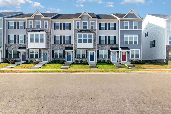 Primary Photo - PRICE DROP on New Construction 3 Bedroom T...