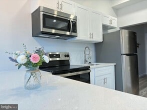 Building Photo - 2023 McCulloh St