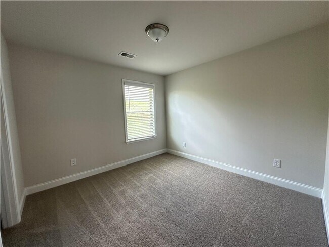Building Photo - 1371 Sunny Vly Ln