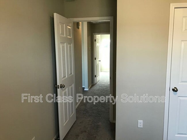 Building Photo - 1716 West Antler Way