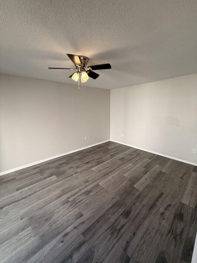 Building Photo - 2150 Tramway Pl